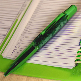Diplomat Ballpoint Pen Kit on a matching green journal.